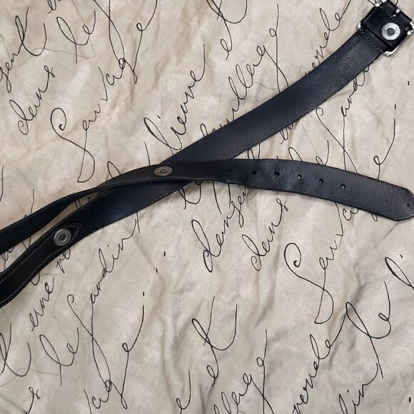 Remington 12 Guage belt  - Picture 2 of 9